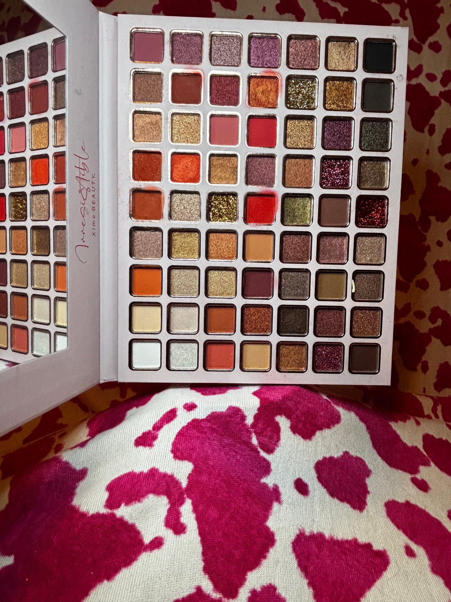 Xime beauty "Irresistible" eyeshadow palette