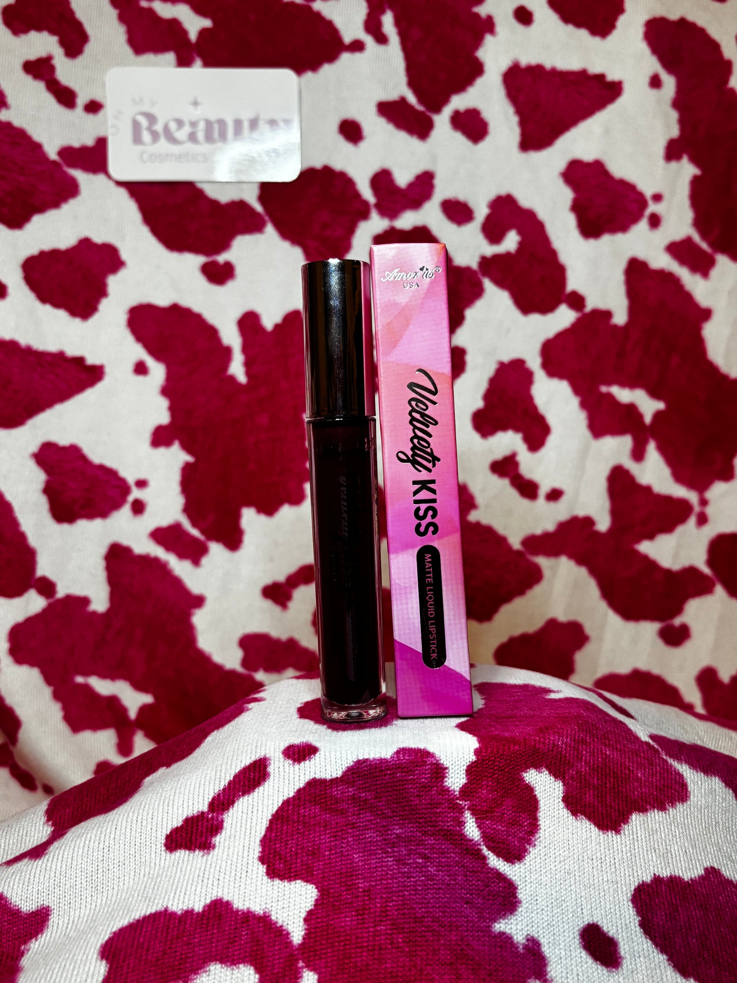 Amorus "Velvety kiss" liquid lipstick