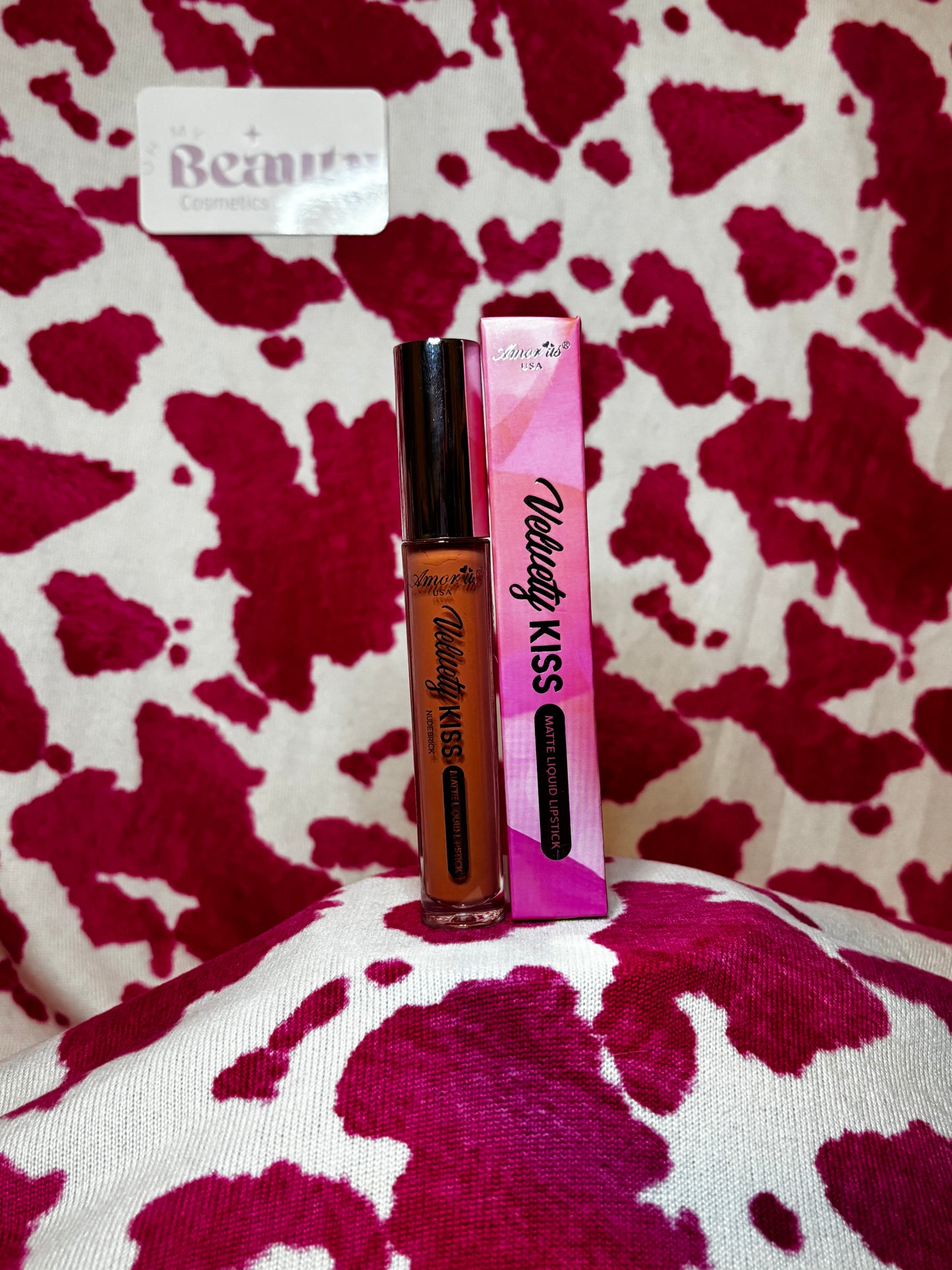 Amorus "Velvety kiss" liquid lipstick